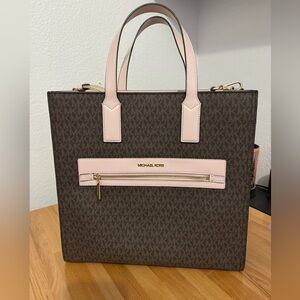 Michael Kors Extra Large Tote
